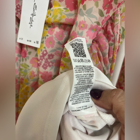 Miss Selfridge Floral Chiffon Romper Pink Yellow Long Sleeve V-Neck US 12 NWT - Picture 6 of 11